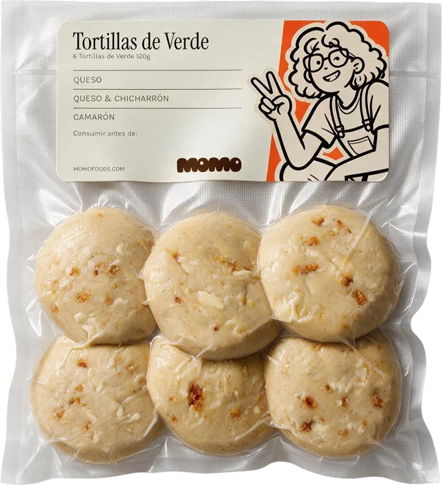 Funda sellada de seis tortillas de verde mixtas, con la etiqueta de MOMO